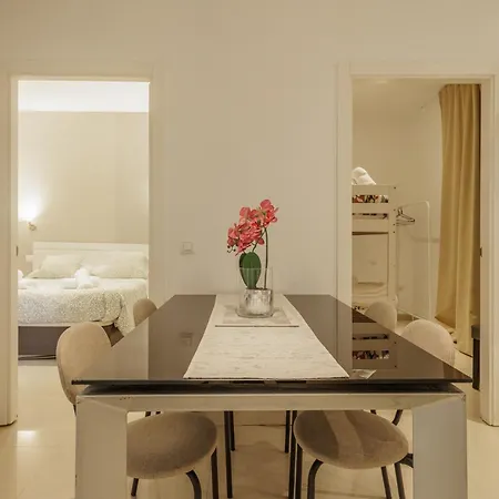 Gran Plaza * Севилья